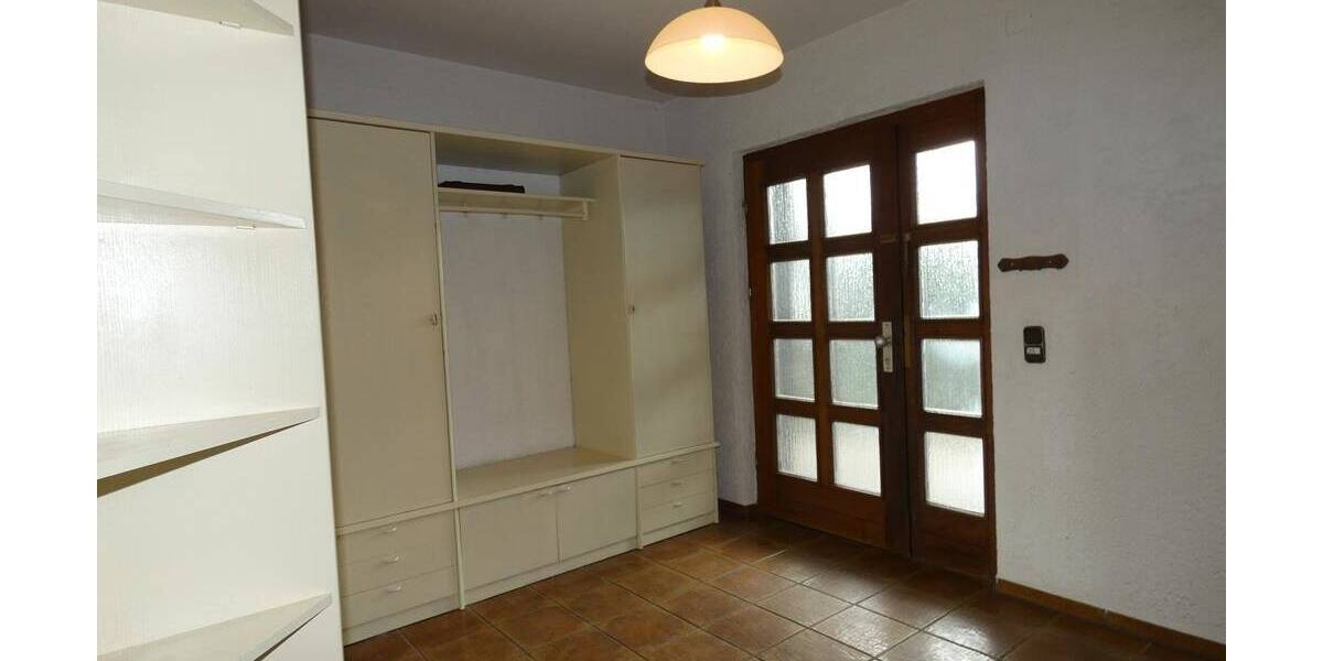 Einfamilienhaus Auerbach - 9 Zimmer, 264 m&sup2;, 650.000&euro; | Angebot:26276316