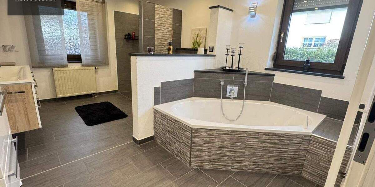 Doppelhaushälfte Marktleugast / Mannsflur Mannsflur - 5 Zimmer, 168 m&sup2;, 249.000&euro; | Angebot:25728443