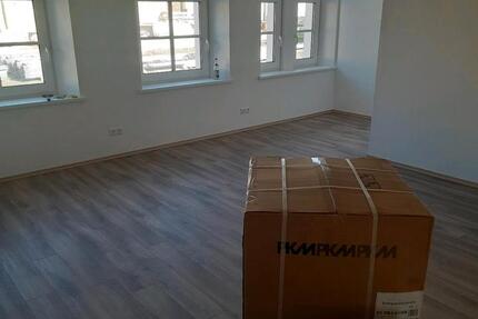 Wohnung Kirchenthumbach - 6 Zimmer, 89 m&sup2;, 720&euro; | Angebot:26021072