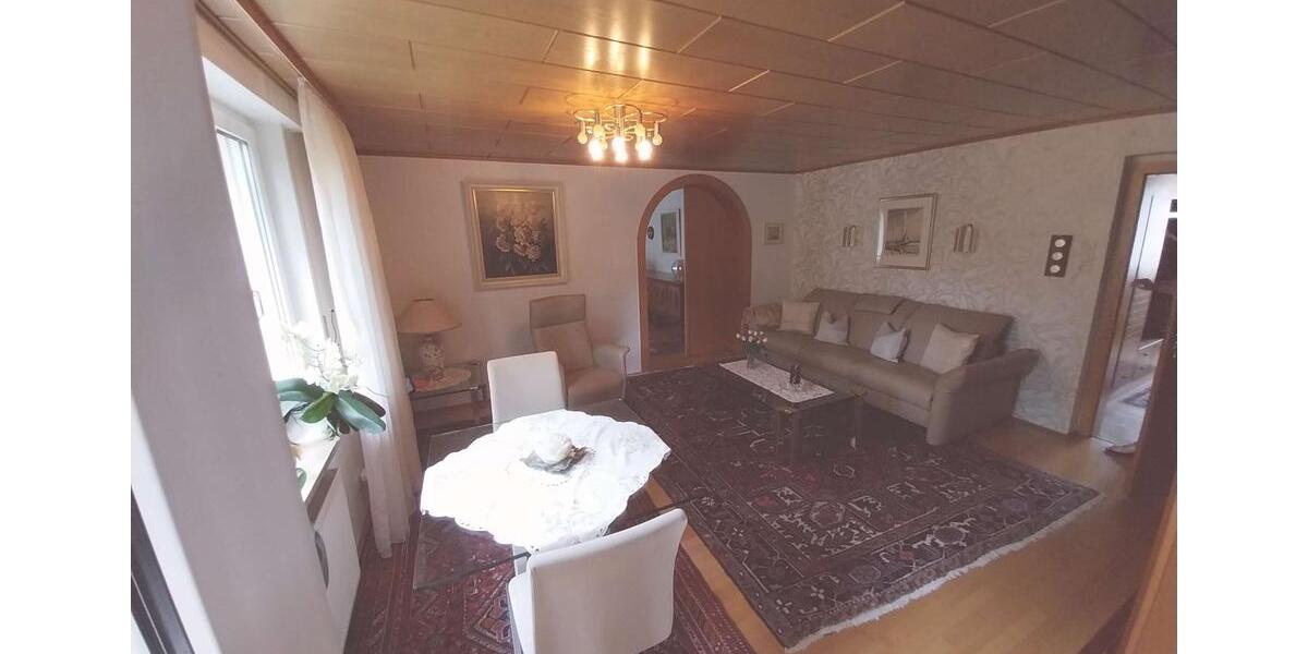 Etagenwohnung Neudrossenfeld - 5 Zimmer, 130 m&sup2;, 398.000&euro; | Angebot:26913915