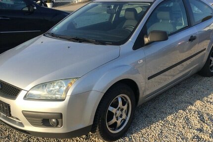 Ford Focus Trend,Klima,ESP, Tüv 01/28 ! 191.000 km 2.800 &euro; Himmelkron 95502