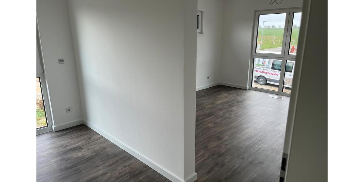 Doppelhaushälfte Eckersdorf - 5 Zimmer, 142 m&sup2;, 1.700&euro; | Angebot:26579628