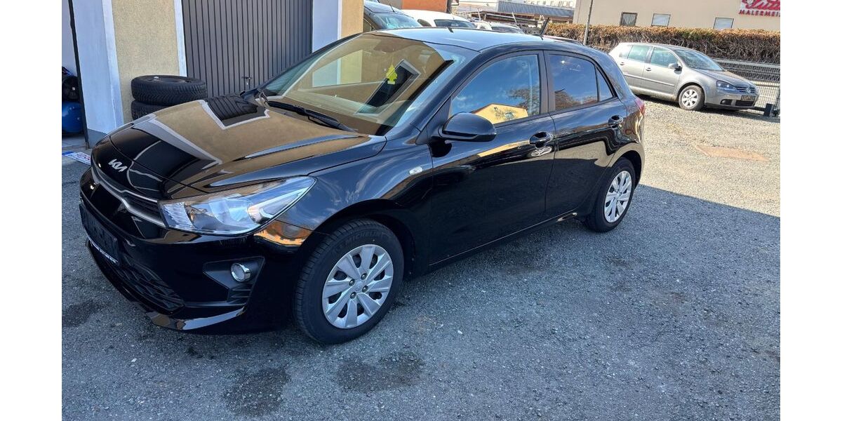 Kia Rio 23.800 km 11.499 &euro; Bayreuth 95447