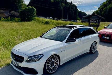 Mercedes-Benz C 63 AMG 116.006 km 41.000 &euro; Bayreuth 95448