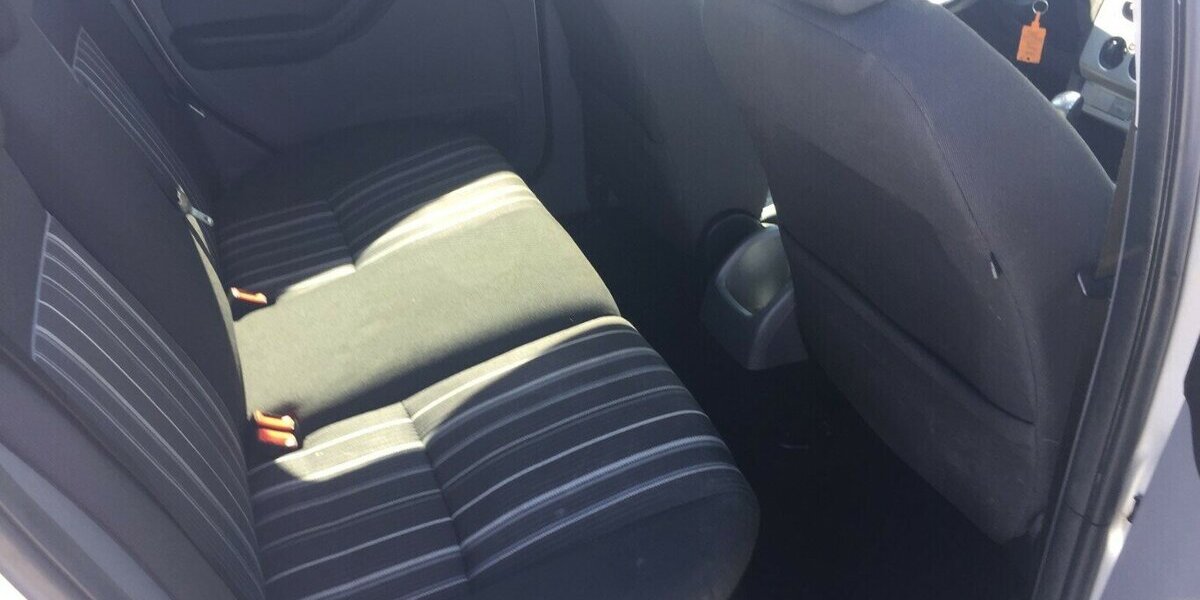 Ford Focus Kombi,Amb.,Klima,Tempom.,Alu ! 143.000 km 3.999 &euro; Himmelkron 95502