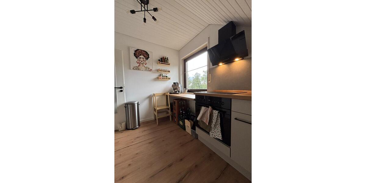 Dachgeschoßwohnung Bayreuth Meyernberg - 3 Zimmer, 89 m&sup2;, 1.030&euro; | Angebot:27544355