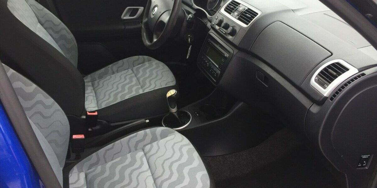 Skoda Fabia Ambiente,1 Hand,4 Zyl.,Kilma,Temp.,! 167.000 km 3.200 &euro; Himmelkron 95502