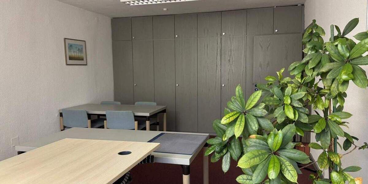 Gewerbeobjekt Bindlach - 8 Zimmer, 265 m&sup2;, 1.500&euro; | Angebot:25768276