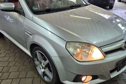 Opel Tigra 127.800 km 2.290 &euro; Bad Berneck 95460