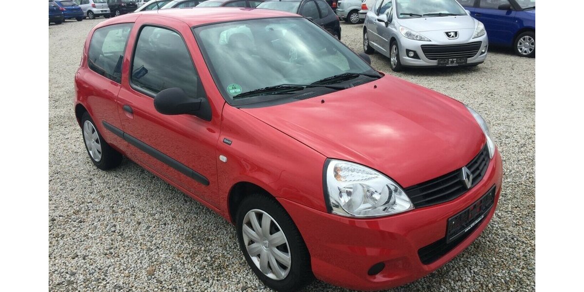 Renault Clio Campus YAHOO,8 Fach Bereift,Tüv Neu! 161.000 km 3.750 &euro; Himmelkron 95502