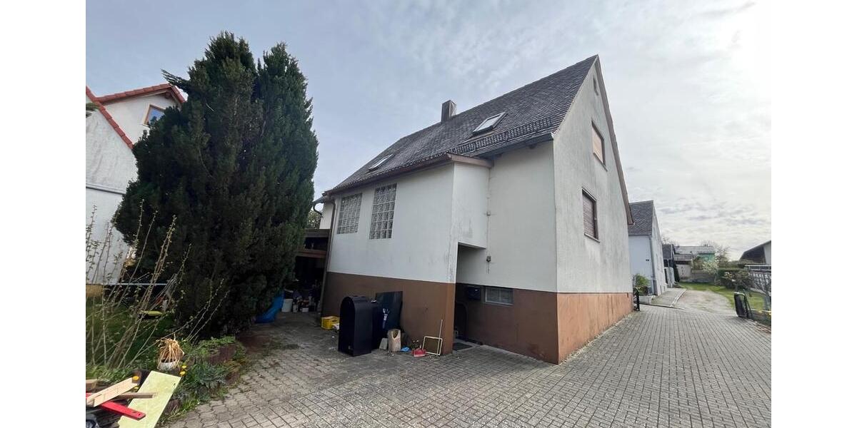 Einfamilienhaus Auerbach in der Oberpfalz - 9 Zimmer, 128 m&sup2;, 260.000&euro; | Angebot:27253407