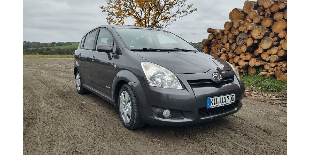 Toyota Corolla Verso 212.000 km 4.299 &euro; Kulmbach 95326