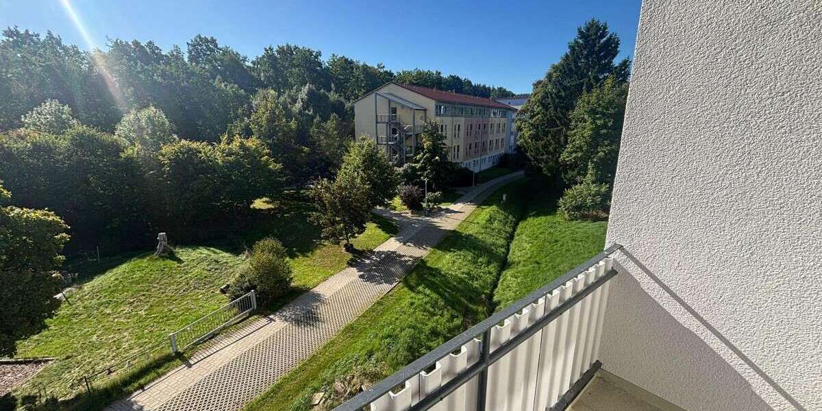 Etagenwohnung Eschenbach in der Oberpfalz - 4 Zimmer, 86 m&sup2;, 858&euro; | Angebot:23122516