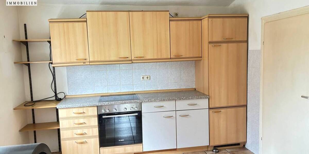Einfamilienhaus Kulmbach Mangersreuth - 7 Zimmer, 190 m&sup2;, 200.000&euro; | Angebot:25768141