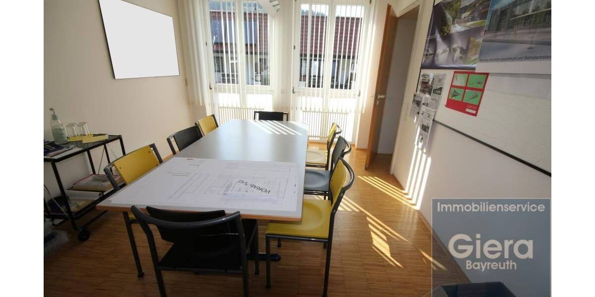Gewerbeobjekt Warmensteinach - 5 Zimmer, 135 m&sup2;, 945&euro; | Angebot:25725807