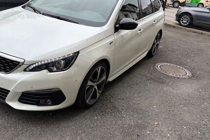 Peugeot 308 132.000 km 9.999 &euro; Bayreuth 95447