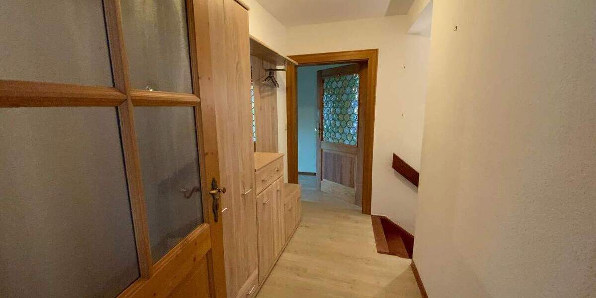 Mehrfamilienhaus, Wohnhaus Gößweinstein - 1 Zimmer, 286 m&sup2;, 329.000&euro; | Angebot:25692169