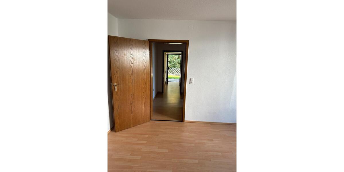 Erdgeschoßwohnung Bayreuth Meyernberg - 1 Zimmer, 40 m&sup2;, 570&euro; | Angebot:25936632
