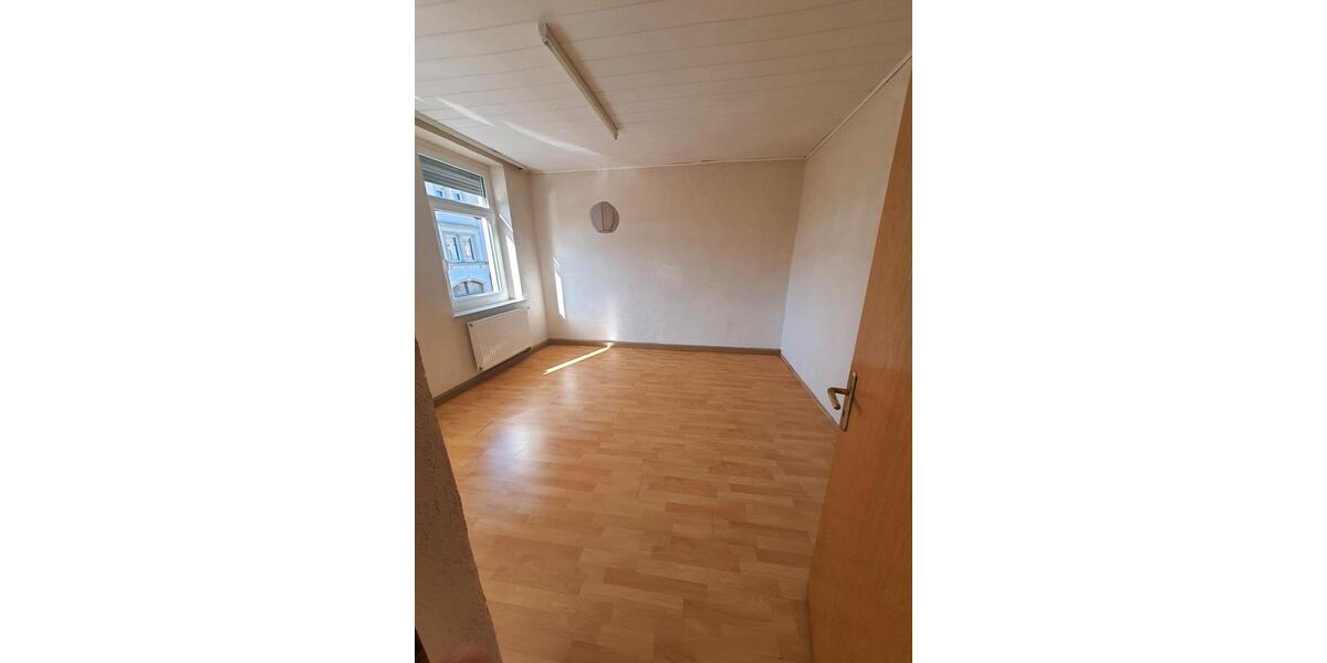 Etagenwohnung Kulmbach Blaich - 5 Zimmer, 1 m&sup2;, 1.000&euro; | Angebot:25759681