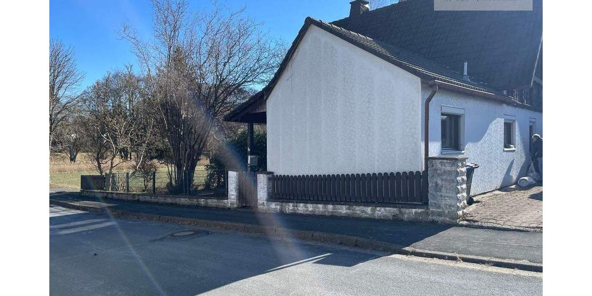 Einfamilienhaus Marktleugast / Mannsflur Mannsflur - 5 Zimmer, 124 m&sup2;, 135.000&euro; | Angebot:25773920