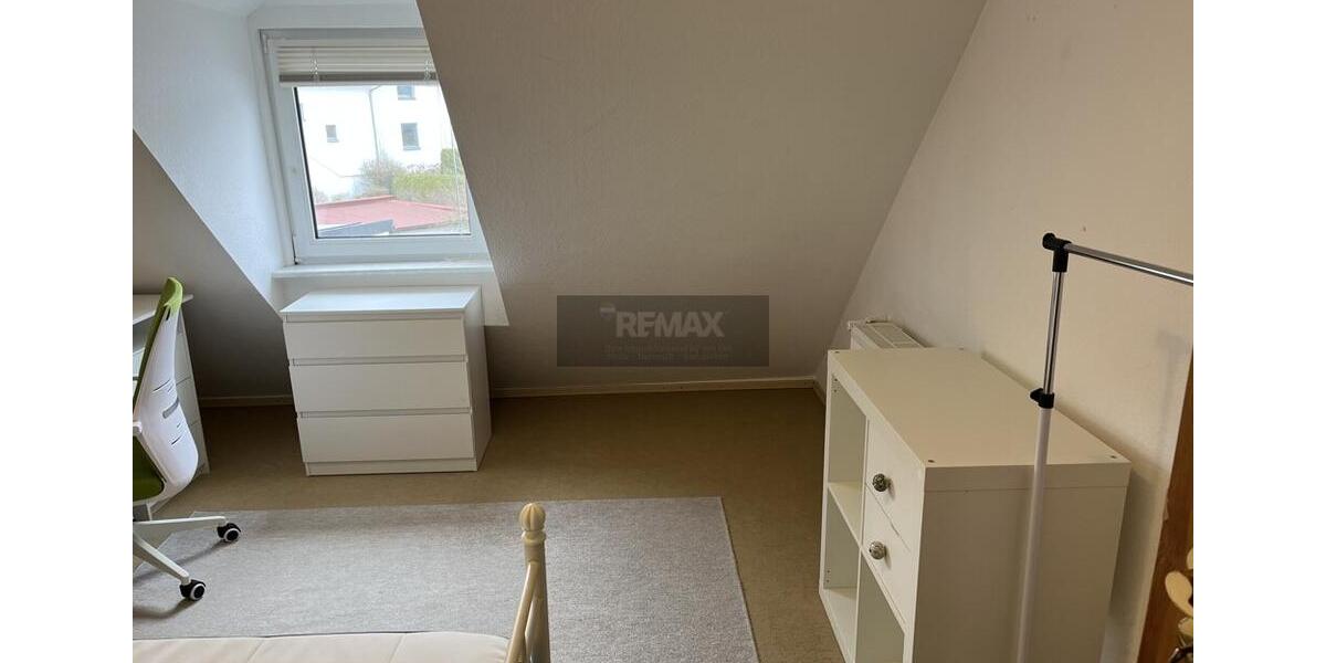 Etagenwohnung Bayreuth City - 3 Zimmer, 20 m&sup2;, 250&euro; | Angebot:26002170