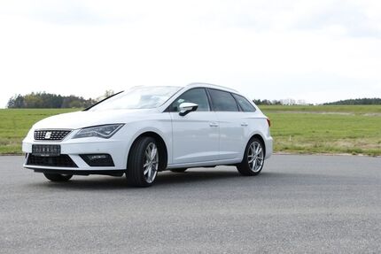 Seat Leon 64.290 km 16.999 &euro; Auerbach 91275