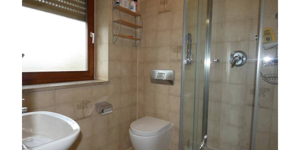 Einfamilienhaus Auerbach - 9 Zimmer, 264 m&sup2;, 650.000&euro; | Angebot:26276316