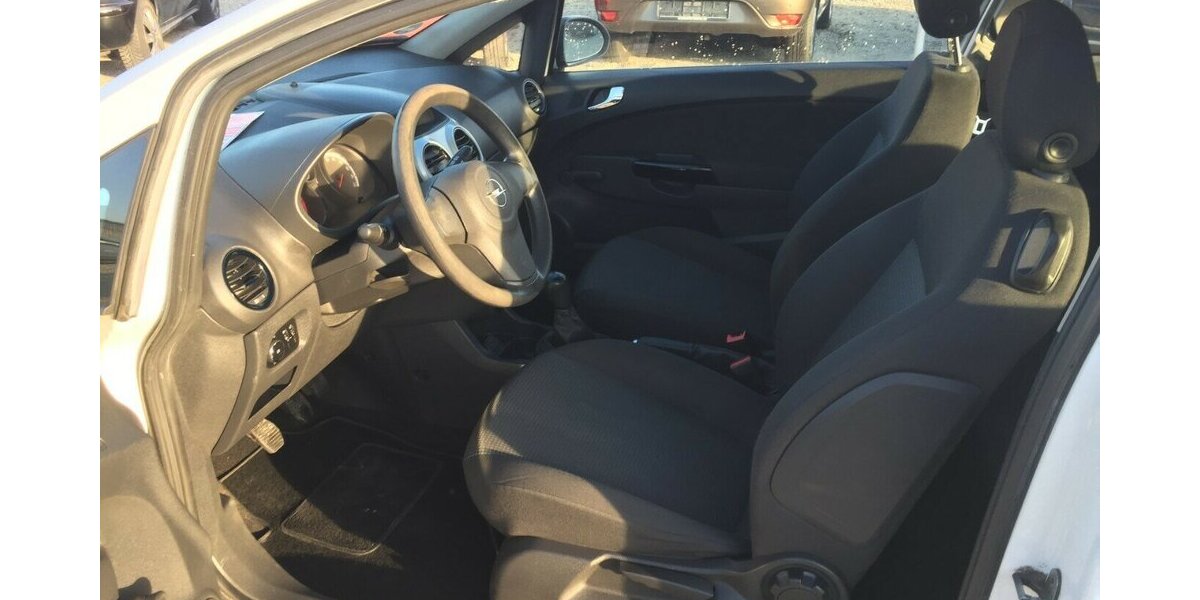 Opel Corsa Selection,Klima,ESP.,Tüv Neu! 172.000 km 4.400 &euro; Himmelkron 95502