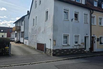 Haus Kemnath - 4 Zimmer, 120 m&sup2;, 80.000&euro; | Angebot:26047109