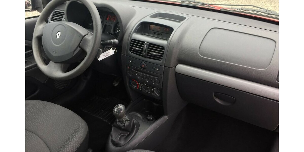 Renault Clio Campus YAHOO,8 Fach Bereift,Tüv Neu! 161.000 km 3.750 &euro; Himmelkron 95502