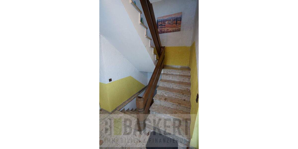 Mehrfamilienhaus, Wohnhaus Untersteinach - 8 Zimmer, 215 m&sup2;, 199.000&euro; | Angebot:25730335