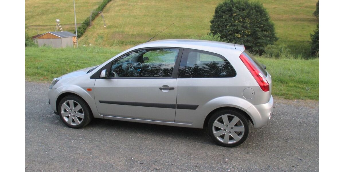 Ford Fiesta 229.000 km 1.499 &euro; Bischofsgrün 95493