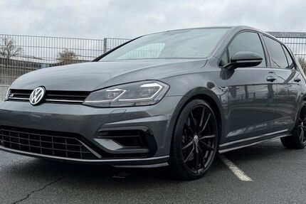 VW Golf 43.330 km 31.999 &euro; Bayreuth 95448