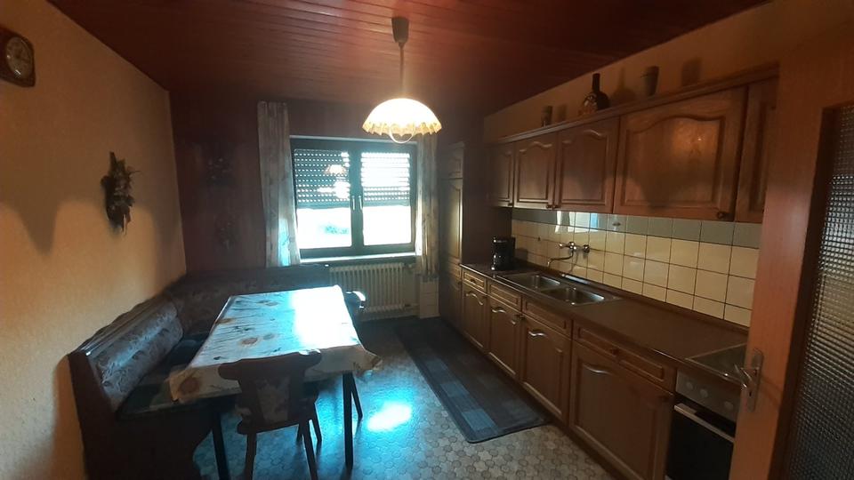 Einfamilienhaus Gößweinstein - 8 Zimmer, 166 m&sup2;, 349.000&euro; | Angebot:26020479