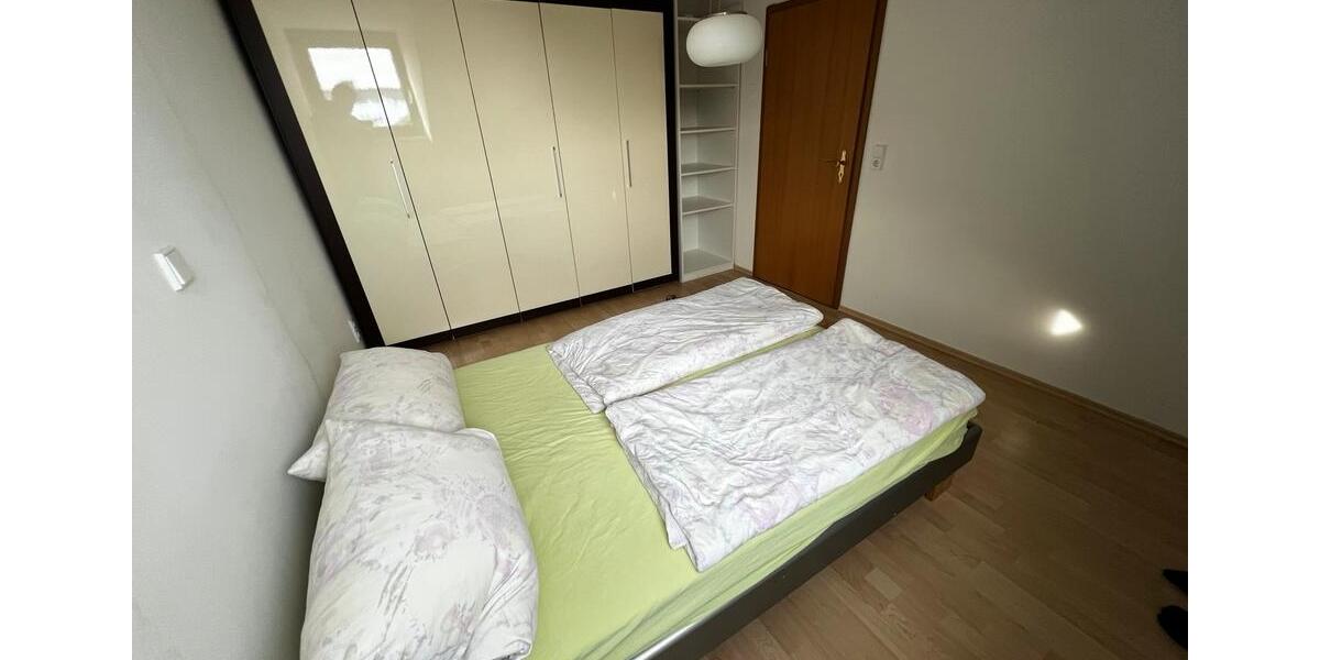 Dachgeschoßwohnung Kirchenthumbach - 2 Zimmer, 65 m&sup2;, 690&euro; | Angebot:25305087