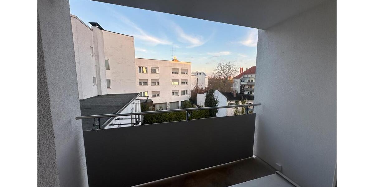 Etagenwohnung Bayreuth City - 3 Zimmer, 77 m&sup2;, 1.140&euro; | Angebot:25561063