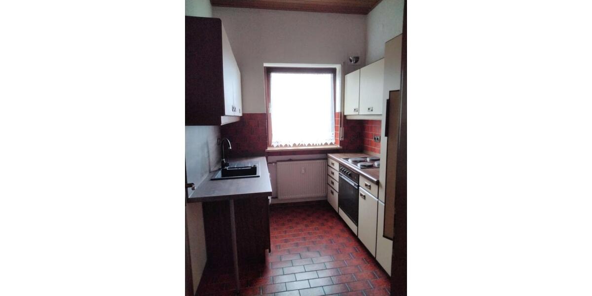 Etagenwohnung Bindlach - 2.5 Zimmer, 65 m&sup2;, 750&euro; | Angebot:25922022