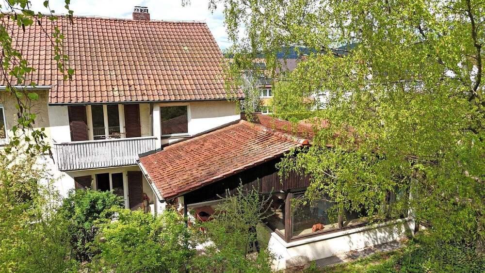 Doppelhaushälfte Kulmbach Blaich - 5 Zimmer, 157 m&sup2;, 220.000&euro; | Angebot:25880923