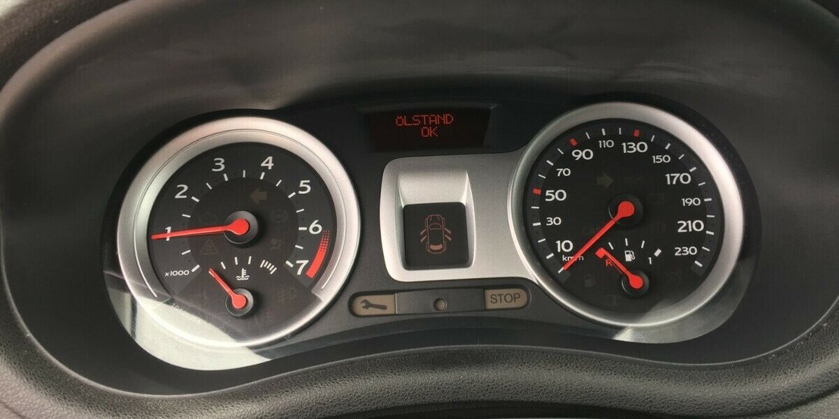 Renault Clio Authentique,Tüv 08/27! 243.000 km 1.950 &euro; Himmelkron 95502