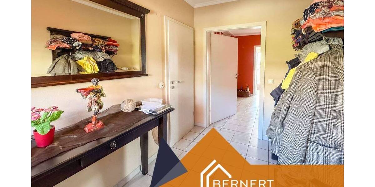 Doppelhaushälfte Kulmbach Burghaig - 7 Zimmer, 198 m&sup2;, 475.000&euro; | Angebot:26219278