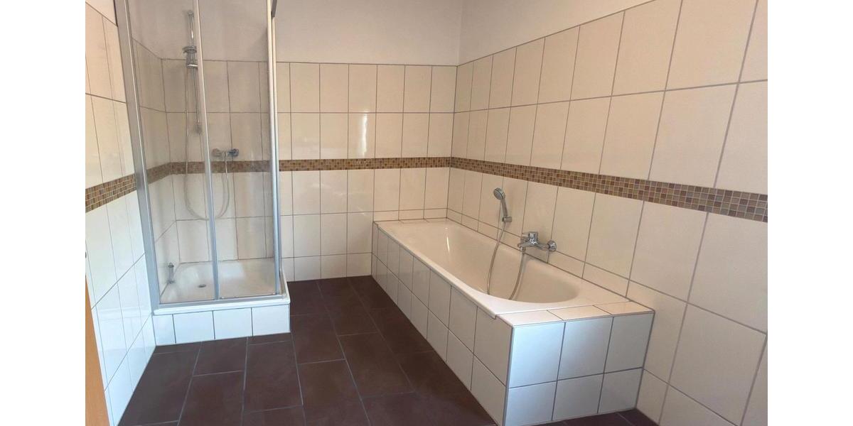 Etagenwohnung Bayreuth City - 3 Zimmer, 82 m&sup2;, 980&euro; | Angebot:27549697