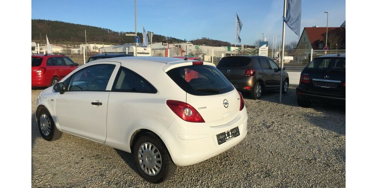 Opel Corsa Selection,Klima,ESP.,Tüv Neu! 172.000 km 4.400 &euro; Himmelkron 95502