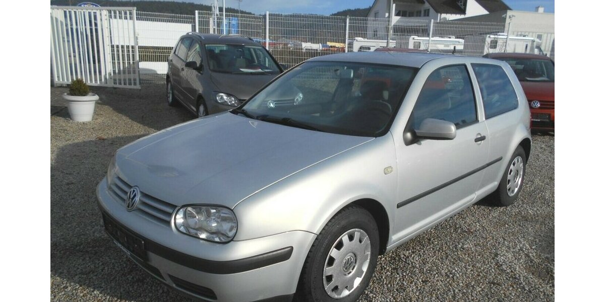 VW Golf IV Lim. ,Tüv Neu! 223.000 km 1.950 &euro; Himmelkron 95502
