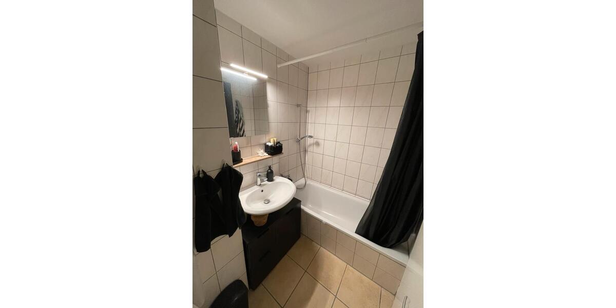 Erdgeschoßwohnung Bayreuth City - 1 Zimmer, 37 m&sup2;, 590&euro; | Angebot:26636883