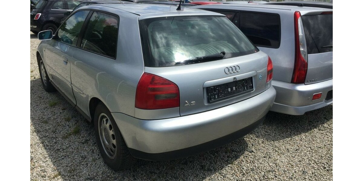Audi A3 1.6 Ambiente! 332.000 km 650 &euro; Himmelkron 95502