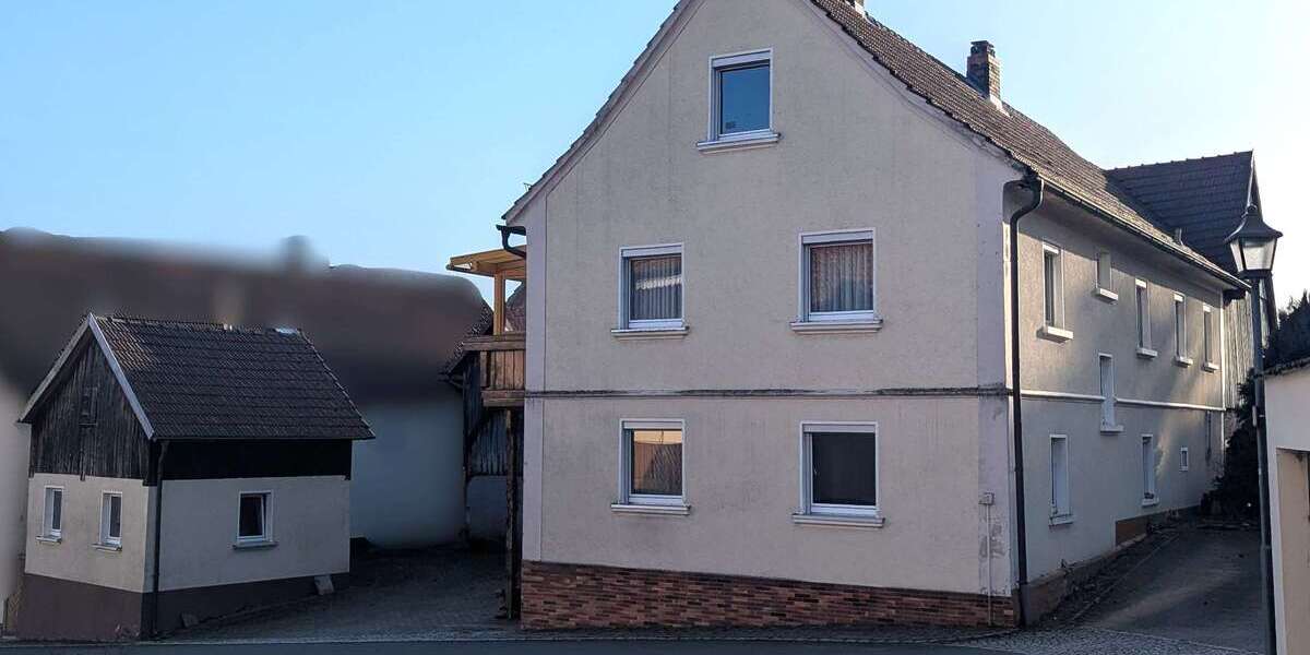 Einfamilienhaus Ludwigschorgast - 9 Zimmer, 189 m&sup2;, 218.500&euro; | Angebot:26071795