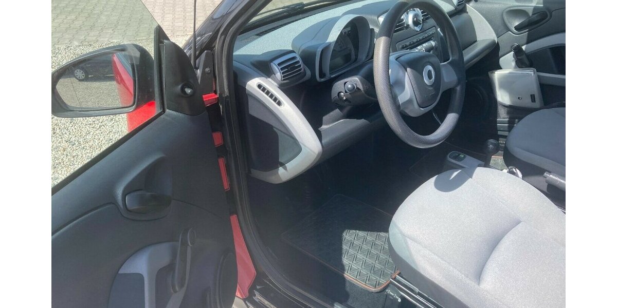 Smart ForTwo MHD Pur,Sitzhei., orig. 94000 km ! 94.000 km 4.700 &euro; Himmelkron 95502