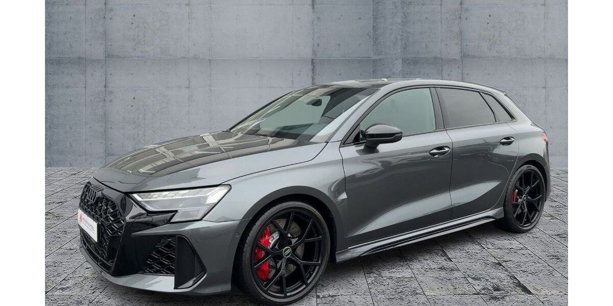 Audi RS3 6.939 km 63.990 &euro; Bayreuth 95448