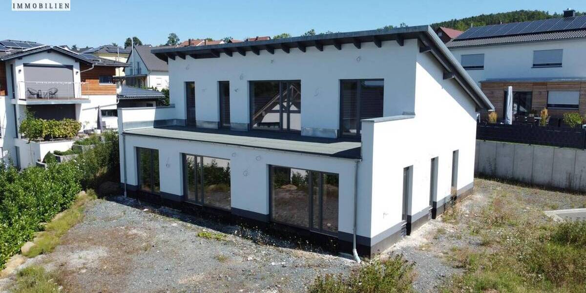 Einfamilienhaus Kulmbach Forstlahm - 5 Zimmer, 185 m&sup2;, 780.000&euro; | Angebot:25665677