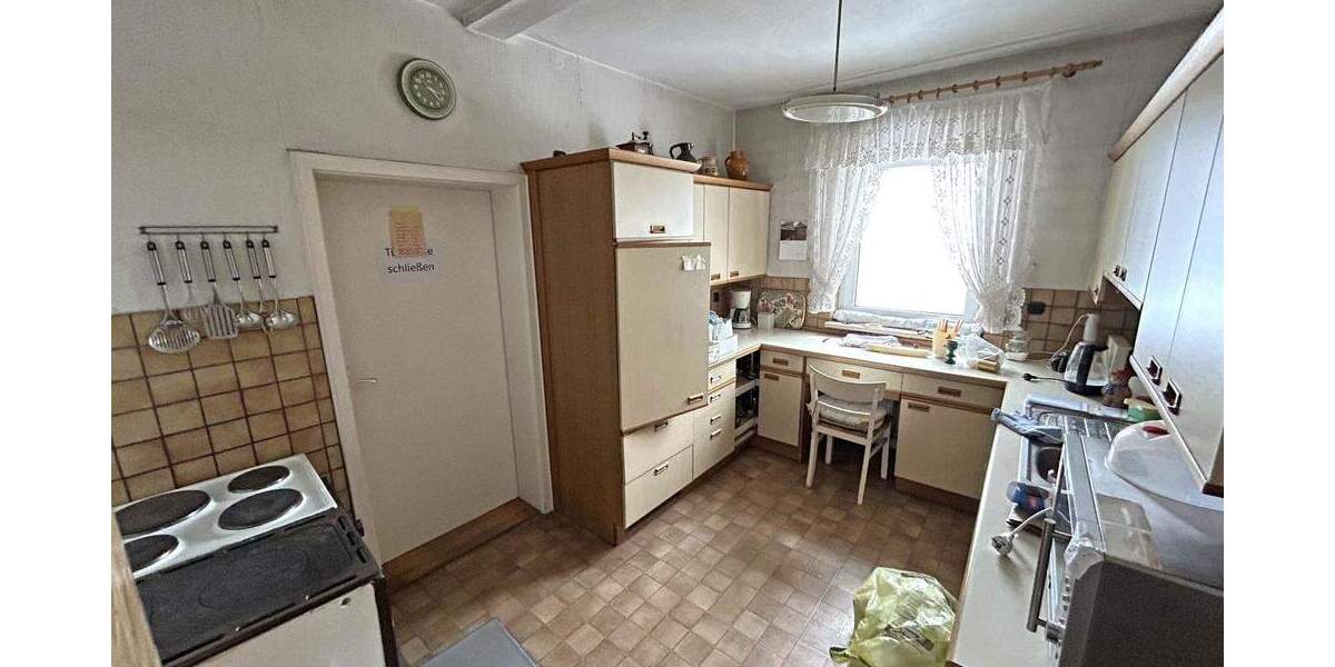 Einfamilienhaus Thurnau - 8 Zimmer, 239 m&sup2;, 249.000&euro; | Angebot:25746574